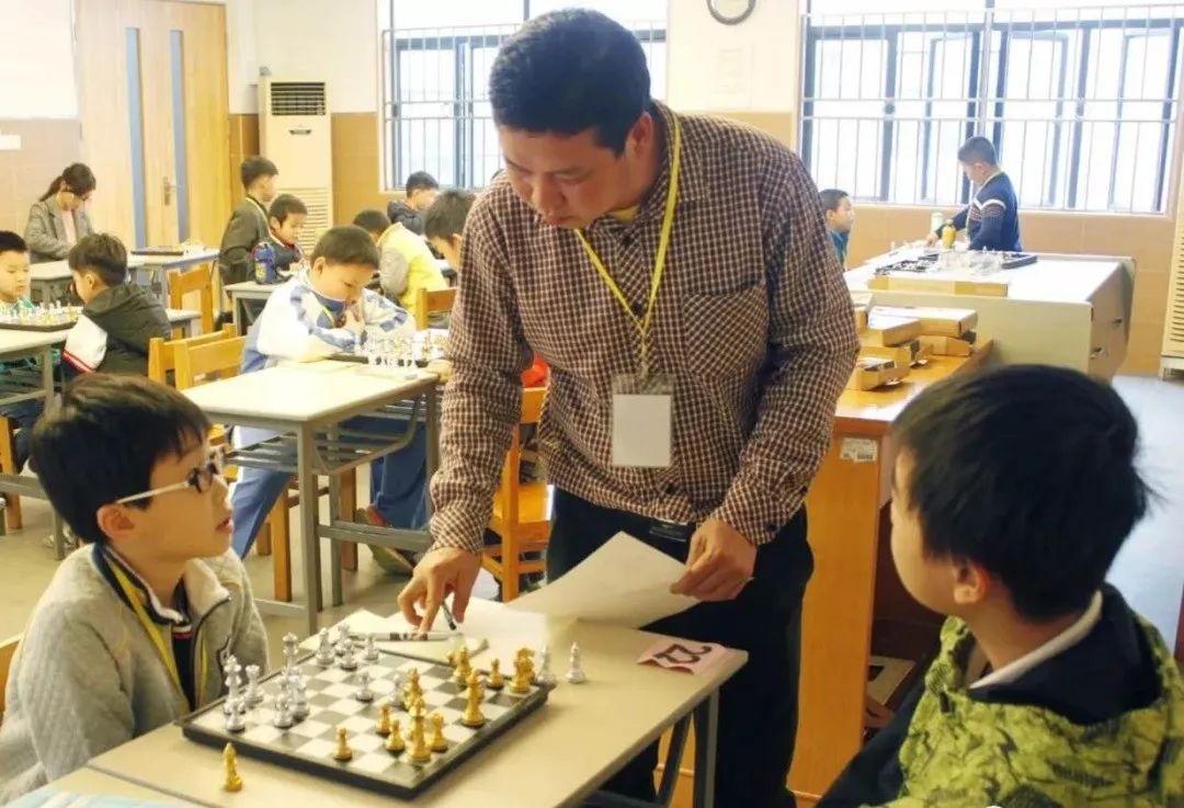 国际象棋复盘软件_中国象棋复盘分析软件_象棋复盘软件国际版下载