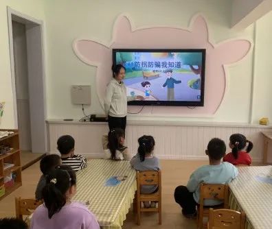 幼儿园防拐骗活动_幼儿园防拐防骗方案_幼儿园防拐骗活动方案大全