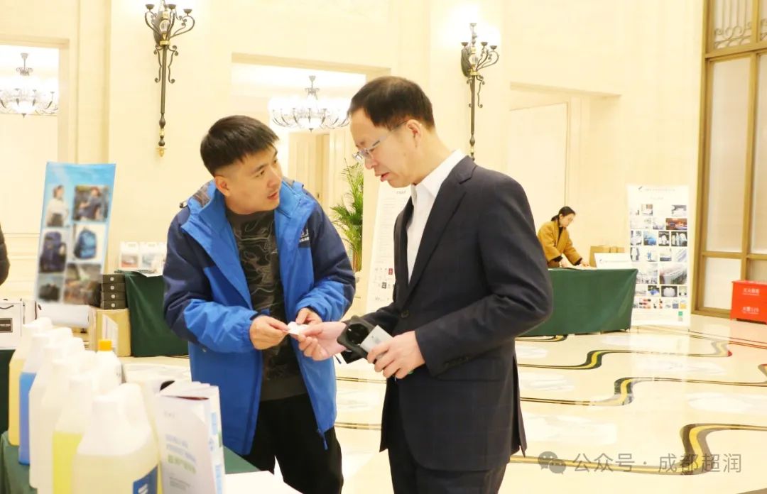 展会展位设计效果图_展会照片_展会
