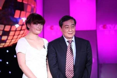 哇哈哈长公主宗馥莉继承集团，招聘信息登上热搜，让人眼前一亮。