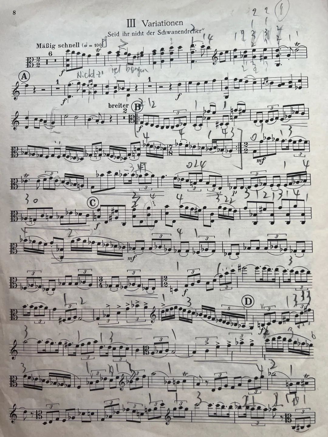 当代中提琴曲目写作的创始人保罗.欣德米特(图10)