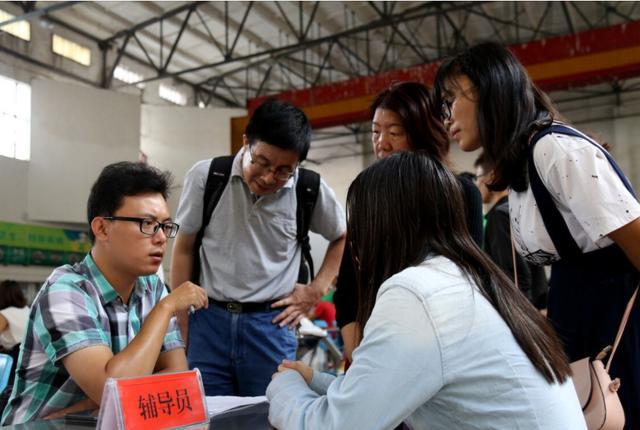 【经开云招聘】五险两金|共享装备股份有限公司招聘简章