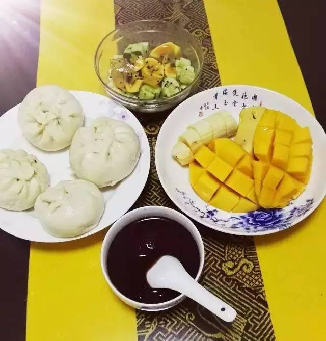 职场中，一旦有了招人喜欢的能力，那么你就顺风顺水了！