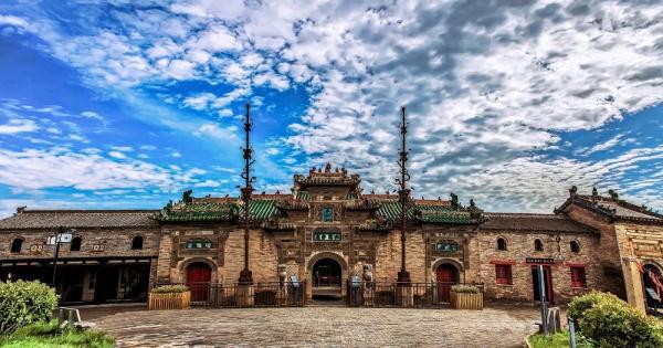 芜湖凤凰美食街吃饭贵吗_芜湖凤凰美食街吃饭的地方_芜湖凤凰美食街必吃