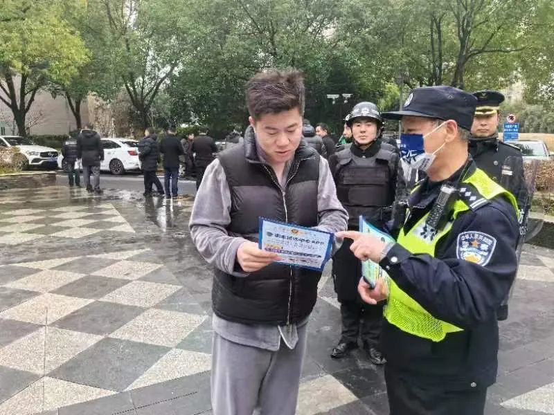 防骗防盗标语_标语防盗防骗图片_标语防盗防骗的句子