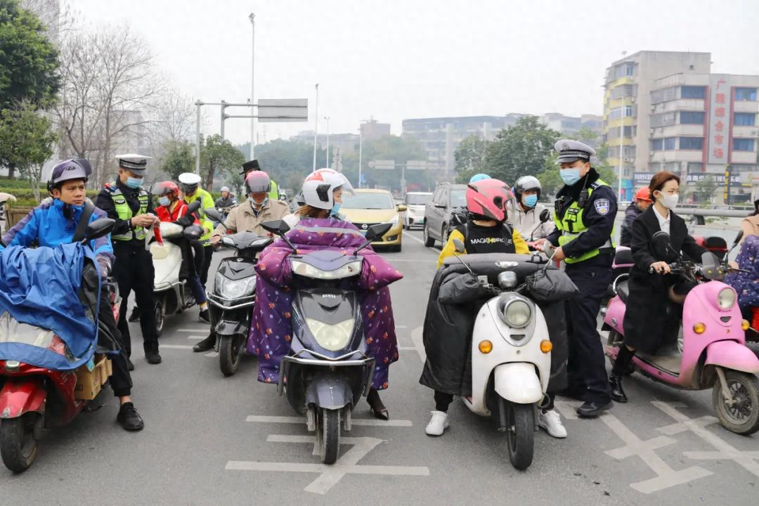 烟台挂牌摩托车在哪里_烟台挂牌摩托车能上路吗_烟台摩托车挂牌