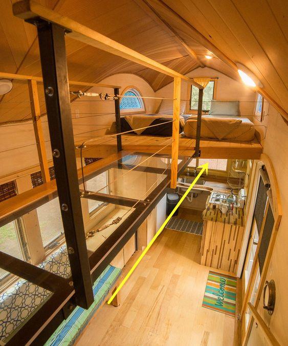 阁楼借5米层高设计，房屋顶部做个两边扶手的悬空玻璃走道！