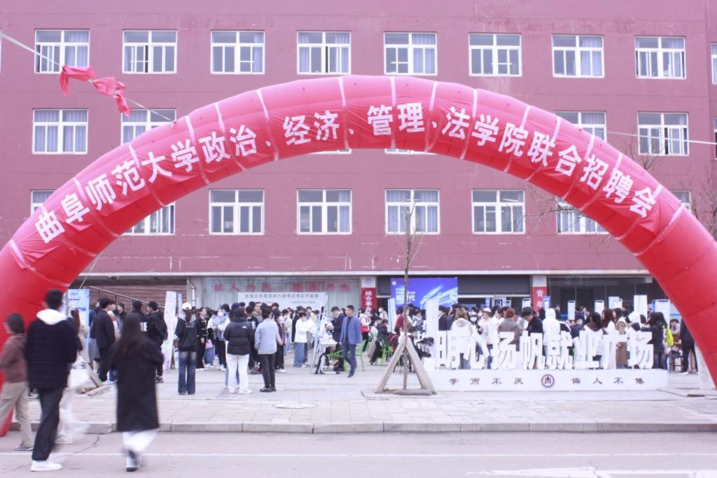 招聘信息在哪个网站看_招聘信息最新招聘2024_招聘信息