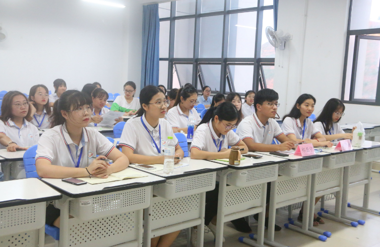 大学学生会面试怎么面试_大学学生会面试的技巧_大学学生会面试技巧