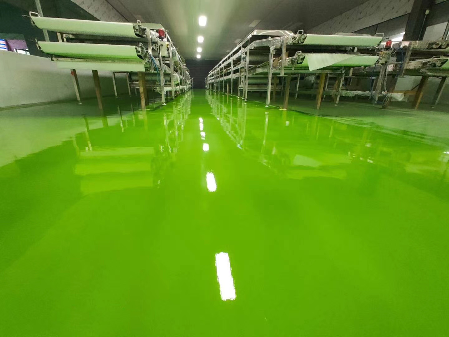 钢结构聚氨酯喷涂_钢结构聚氨酯漆怎么使用_钢结构聚氨酯漆