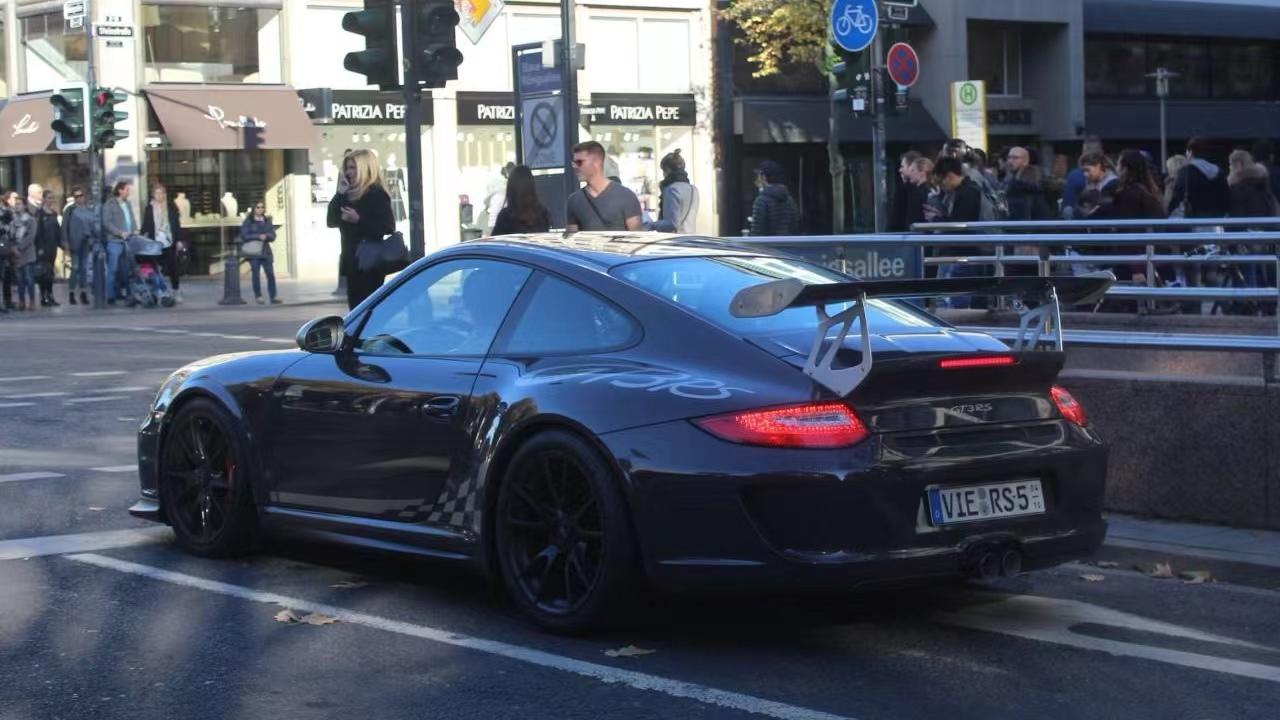 r8二手车_二手车抵押_二手车评估价格查询免费