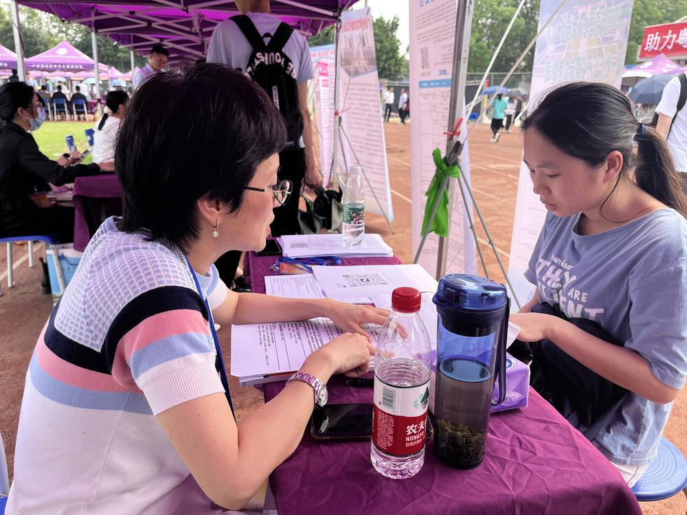 药学专业毕业生简历模板_药学应届毕业生简历模板_药学应届生个人简历