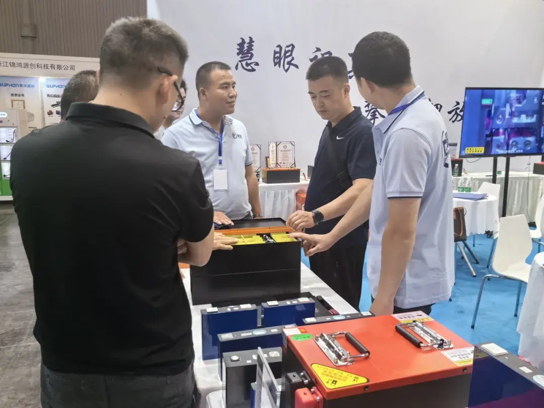 展会搭建材料_展会介绍ppt_展会