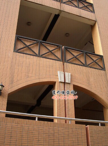 多层钢框架伸缩缝间距_钢结构单层厂房伸缩缝长度_多层钢结构伸缩缝间距