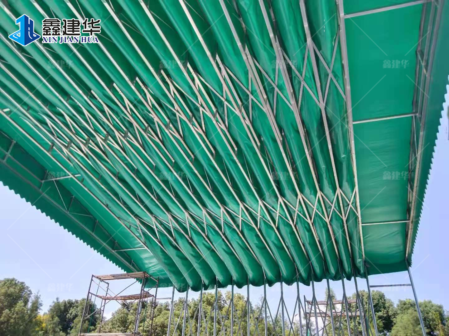 钢雨棚结构吊装方案_钢结构雨棚_钢雨棚结构计算