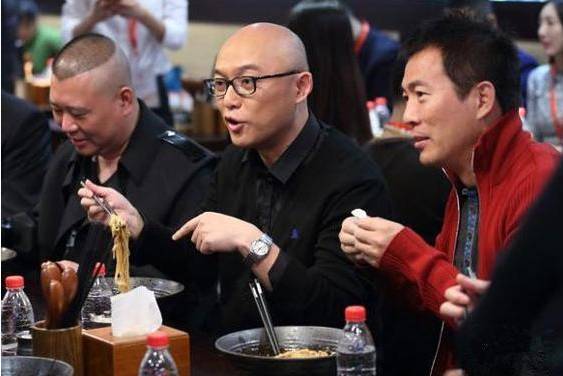 贯穿式货架_贯通货架安装方法_阁楼货架,贯通式货架,钢结构平台