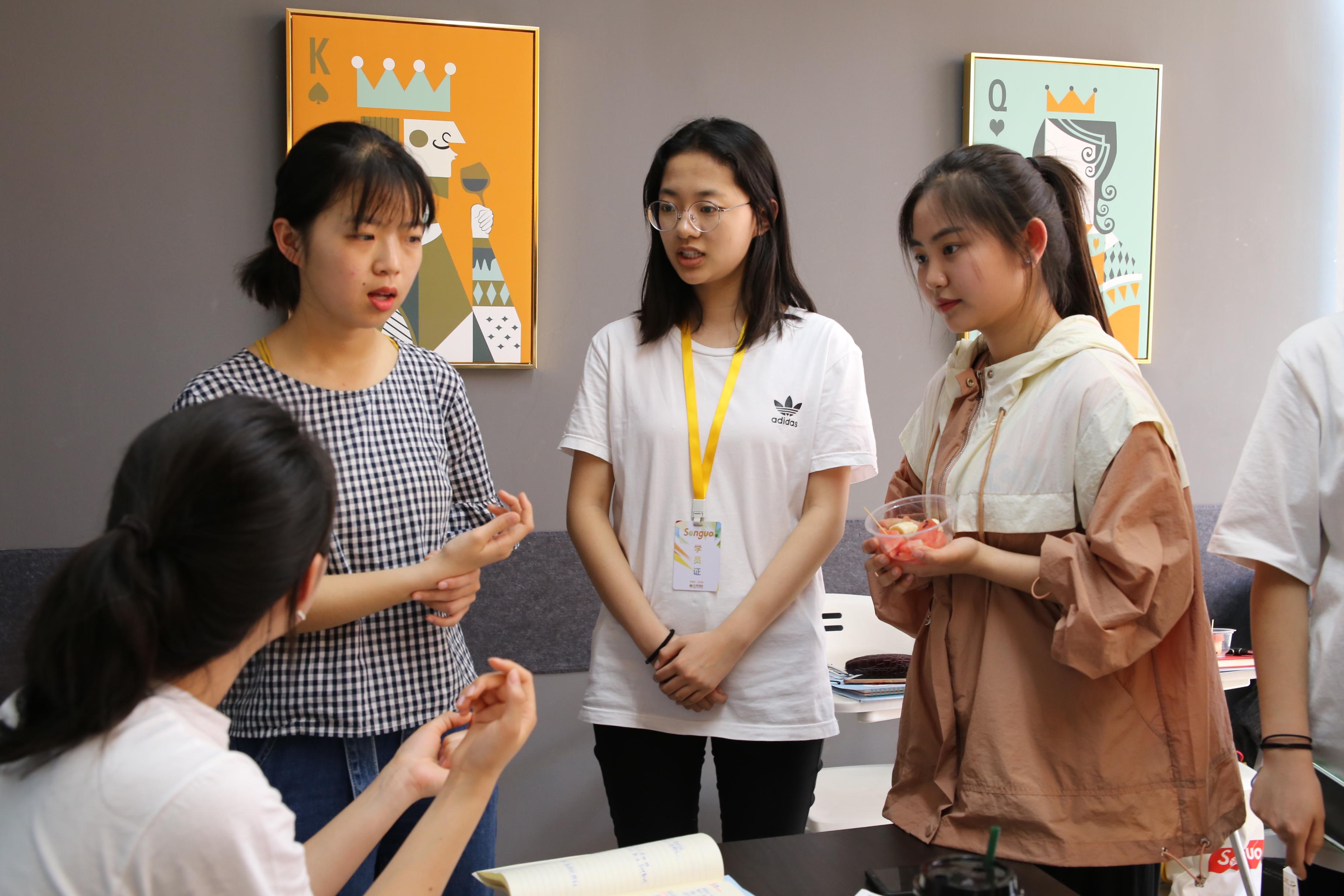 学生会压力测试面试题_学生会压力面试技巧_学生会面试压力提问