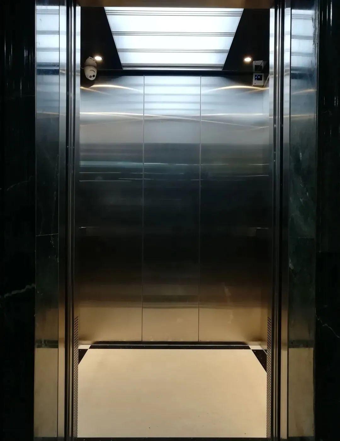 小区钢结构车棚图_小区钢车棚结构图片大全_小区车棚效果图及报价表