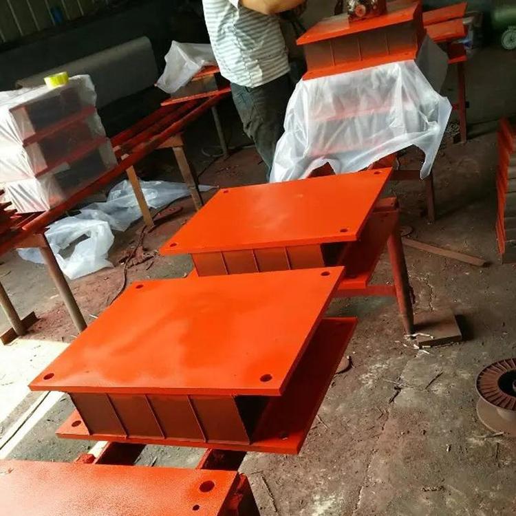 钢结构网架_钢网架结构常用形式不包括_钢网架结构常用形式