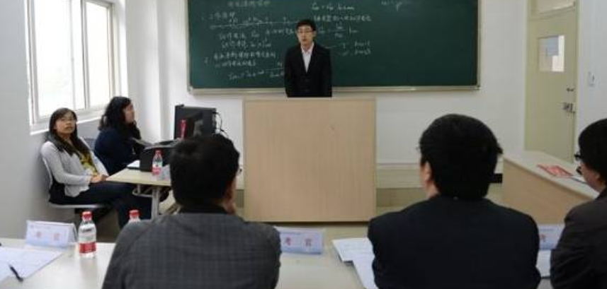 学生会压力测试面试题_学生会压力面试技巧_压力面试问题学生会