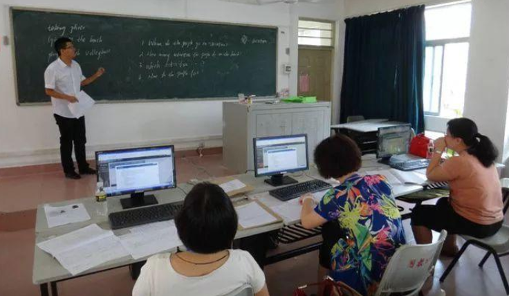 学生会压力测试面试题_压力面试问题学生会_学生会压力面试技巧