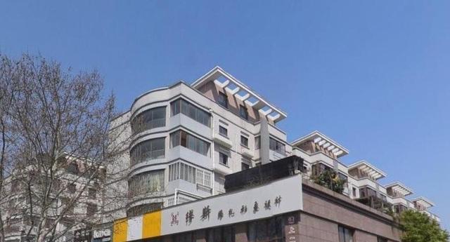 钢结构车库雨棚一平米多少钱_车库钢雨棚结构图片_钢结构车库雨棚