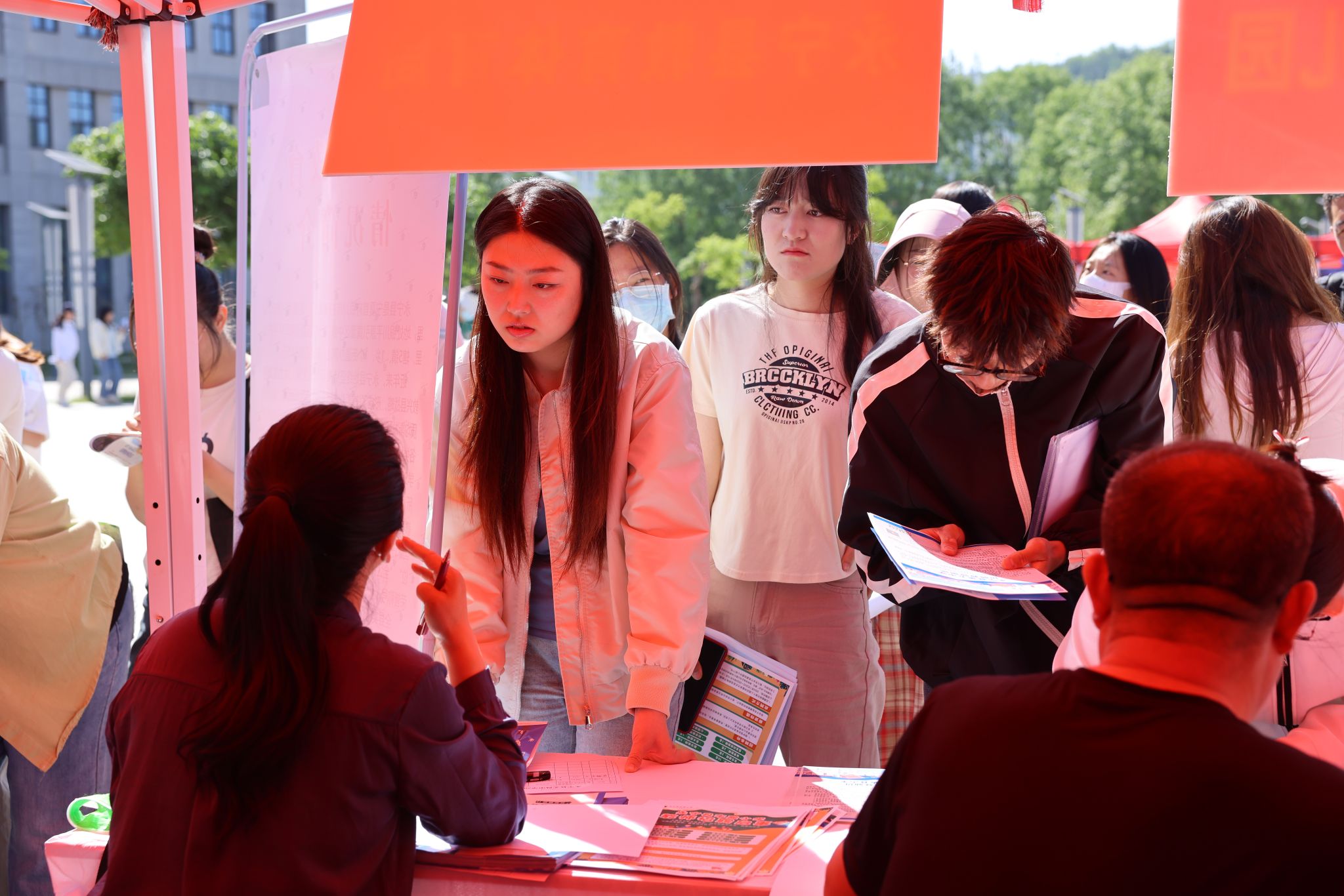 招聘信息最新招聘2024_招聘信息发布_招聘信息