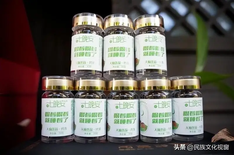 小草坝集团“出昭纪”新品成功发布：艺术与美食的华丽邂逅__小草坝集团“出昭纪”新品成功发布：艺术与美食的华丽邂逅