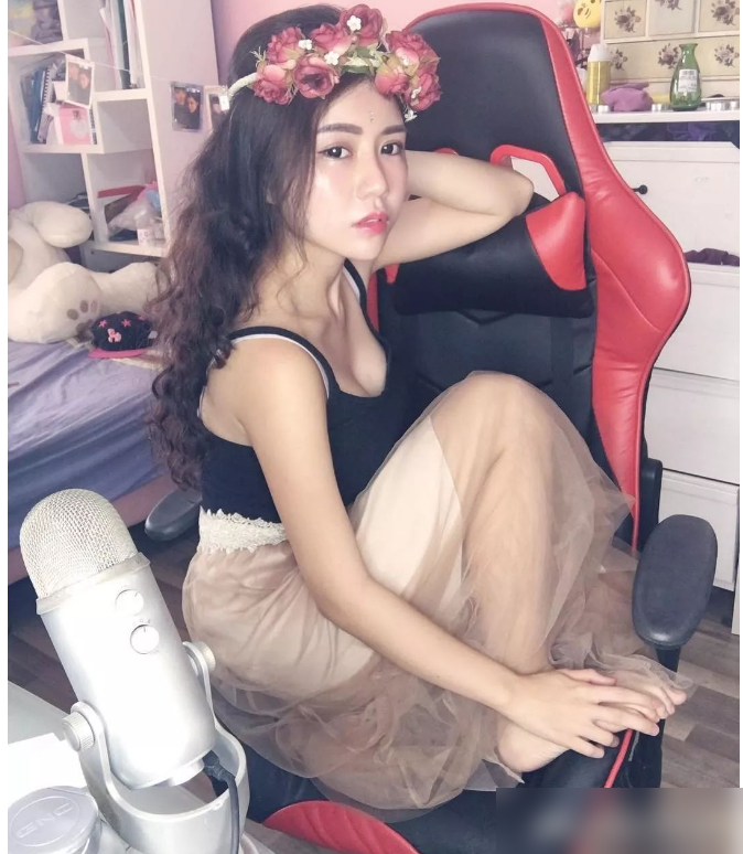 主播_yy主播最火女主播视频_女主播私房的唱歌女主播