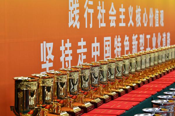 深圳钢结构工程公司_深圳钢结构工程有限公司_深圳市钢结构制作厂家