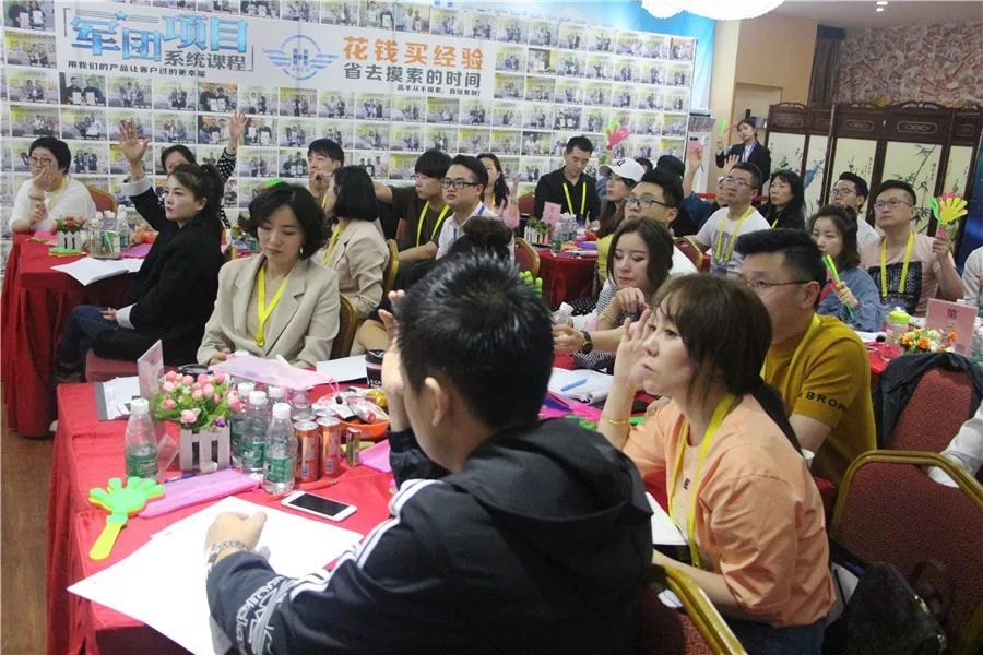装修打电话技巧_装修电话怎么打吸引客户3句话_房子装修电话怎么打