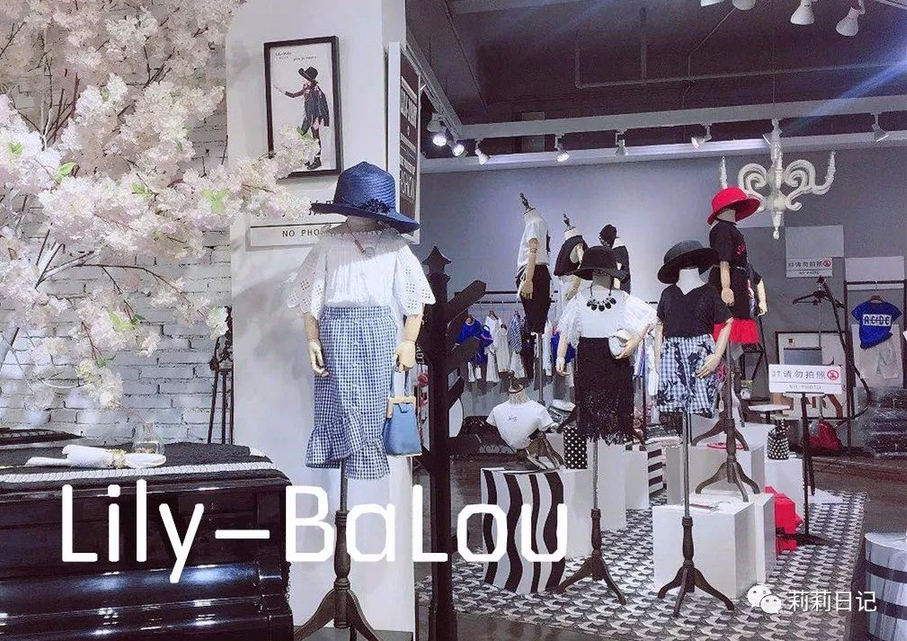 装修童装店简单大气_效果童装装修店怎么样_童装店装修效果