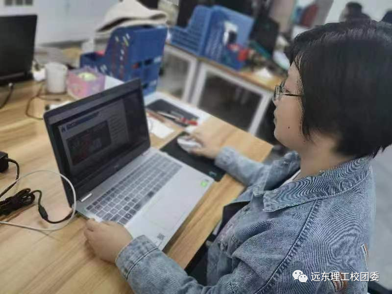 提升就业能力：土木与建筑工程学院开展简历制作与面试技巧会议