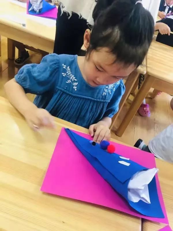 creative sketch創(chuàng)意速寫_創(chuàng)意速寫的表現(xiàn)技巧_創(chuàng)意速寫素材