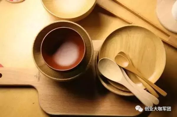 仿瓷砖墙贴效果图_仿瓷砖背景墙效果图_仿玉瓷砖装修效果图片