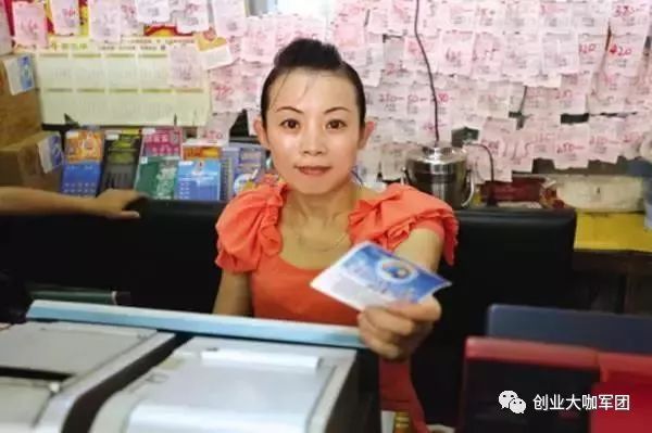 仿玉瓷砖装修效果图片_仿瓷砖背景墙效果图_仿瓷砖墙贴效果图