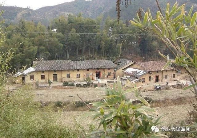 仿玉瓷砖装修效果图片_仿瓷砖墙贴效果图_仿瓷砖背景墙效果图