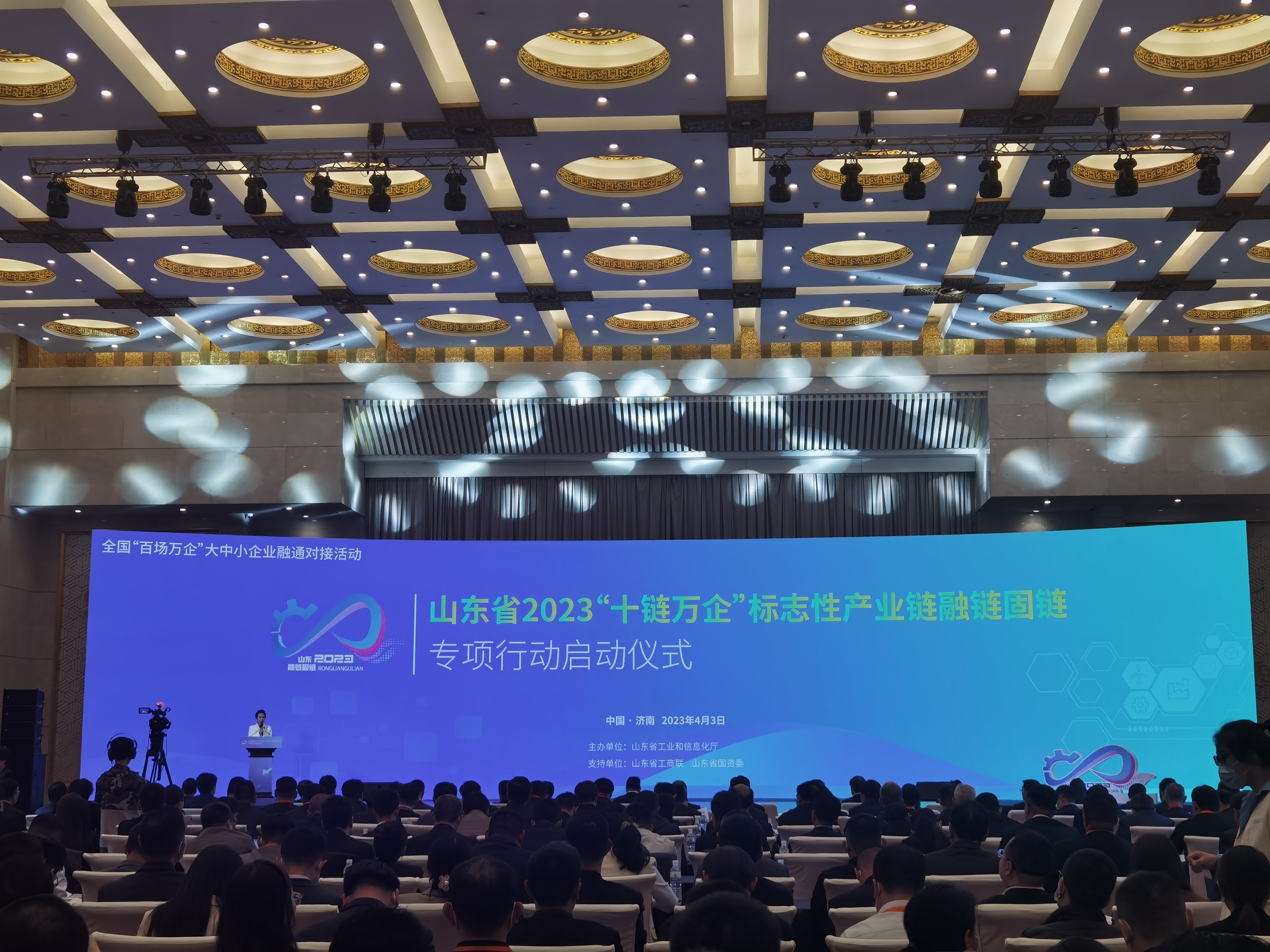 鸟巢钢结构的优缺点_鸟巢钢结构分析_鸟巢钢结构介绍