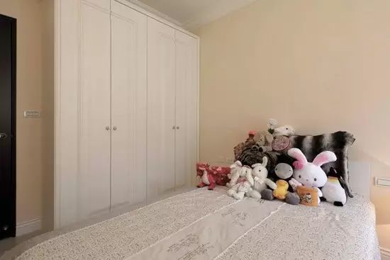 小户型卧室装修效果_卧室的户型_卧室户型图