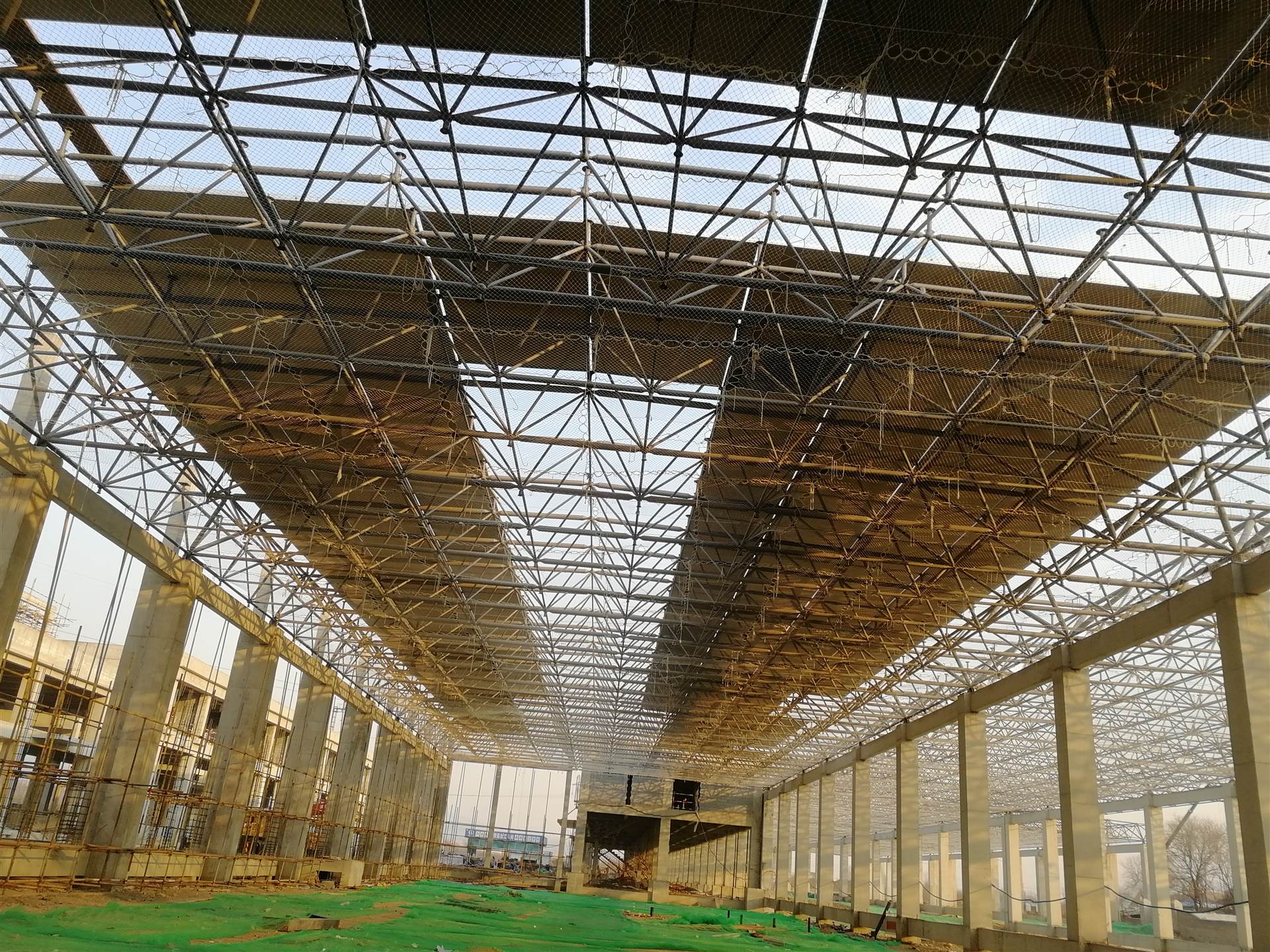 板材节能钢建筑结构图片_板材节能钢建筑结构图_钢结构建筑 节能板材