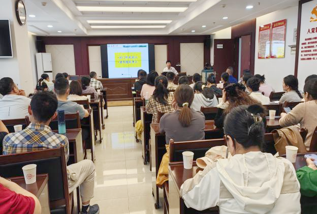洪山区家政公司哪家好_武汉家政公司洪山区_洪山家政公司电话