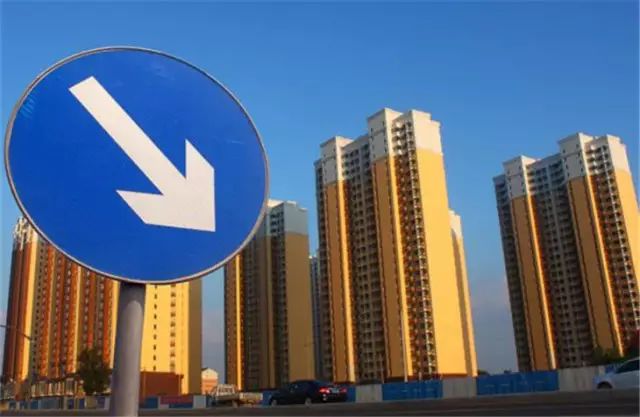 房地产市场走势：从繁荣到滞涨普跌，库存压力与需求侧改革迫在眉睫