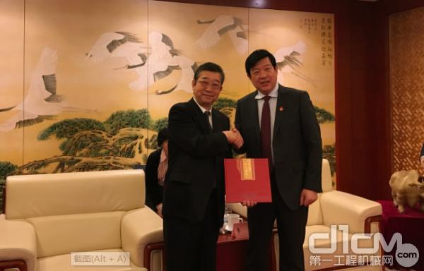 小松挖掘机二手车_小松二手挖机市场_二手挖掘机小松200一6