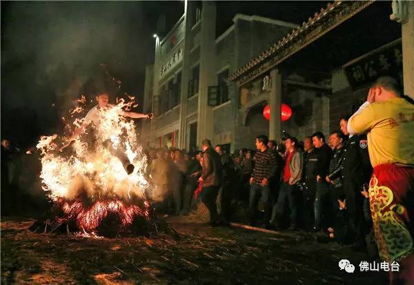 爆笑三国攻略_单机游戏爆笑三国_爆笑三国攻略流程