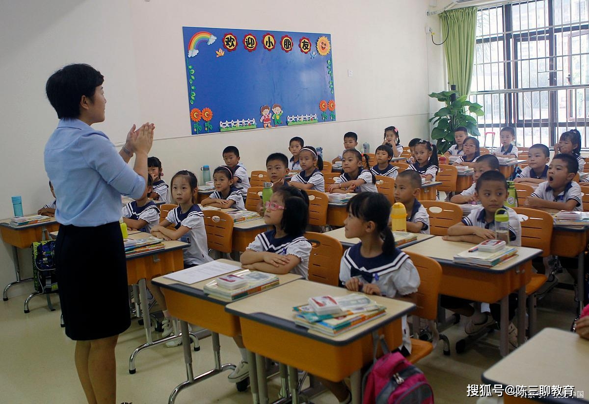 教师招聘考试面试技巧_招聘面试考试技巧教师考什么_教师招聘面试试教的步骤