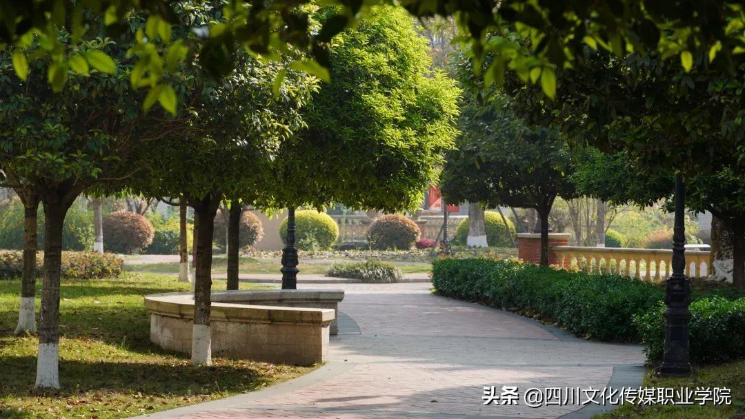 英语教师岗位职责_英语教师职责描述_英语教师职责范围
