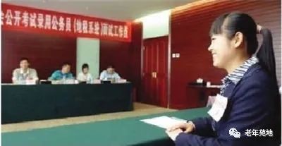 公务员事项面试技巧注意问题_公务员面试时注意事项_公务员面试技巧和注意事项