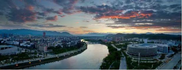 安福房价为何持续上涨？人口、土地、金融等因素解析