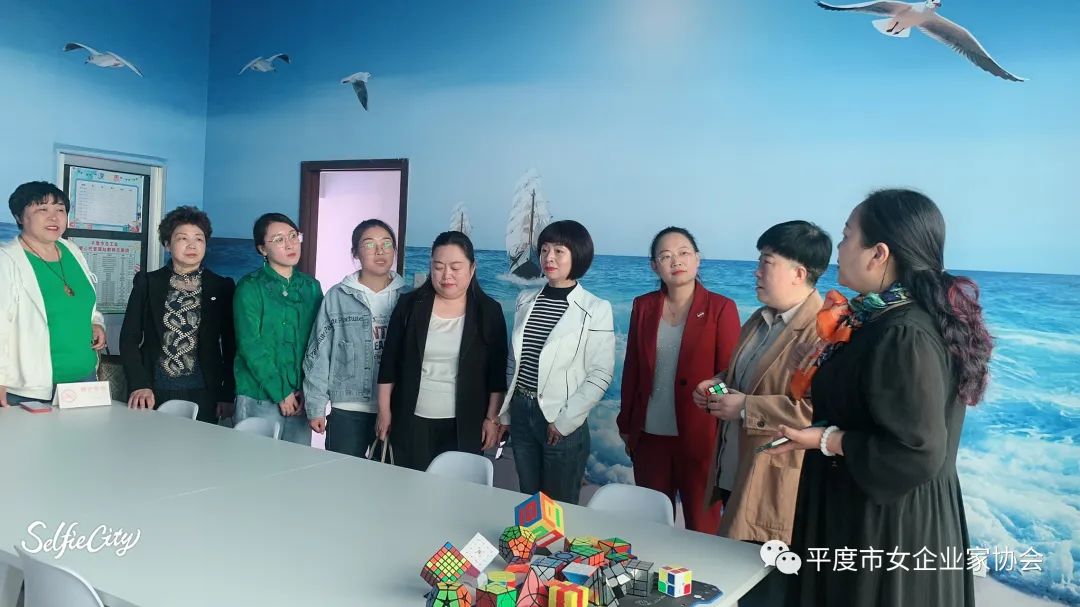 青岛牵手婚庆_青岛手牵手家政电话_青岛手牵手家政服务有限公司