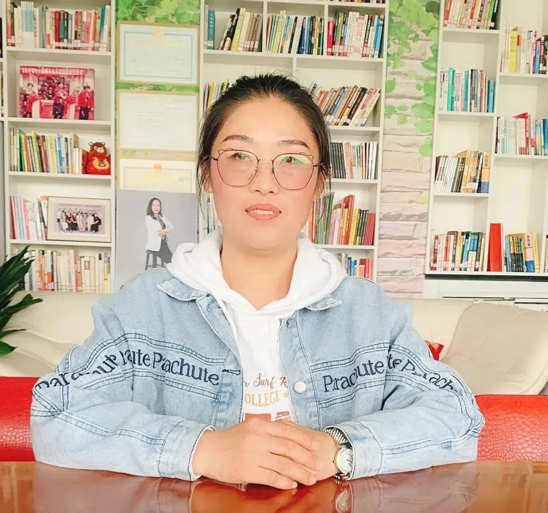 青岛手牵手家政服务有限公司_青岛手牵手家政电话_青岛牵手婚庆